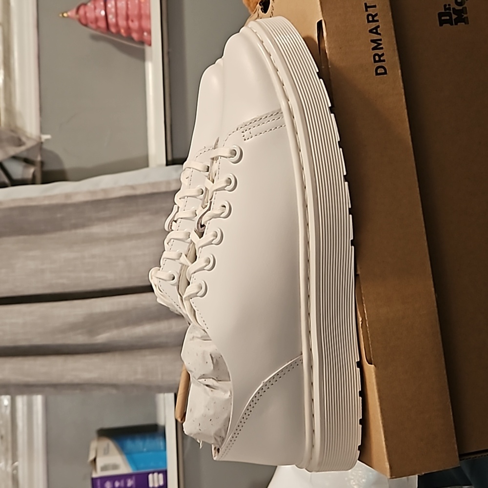 Brand new Dr. Martens AirWave